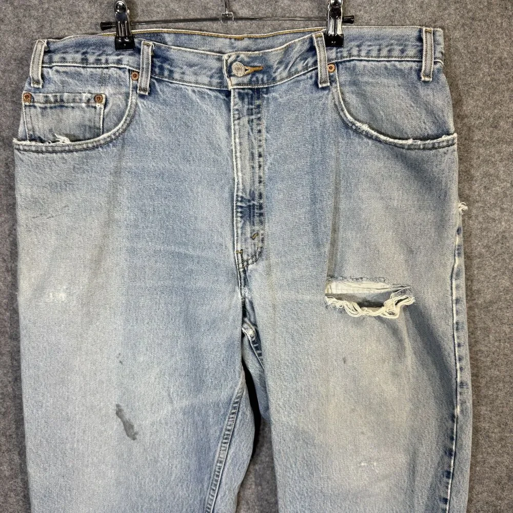 Vintage Levi's 560 Men's Distressed‎ Blue Jeans 2002 Size 38x32